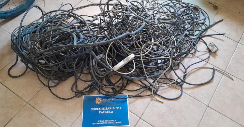 SECUESTRO EN AVERIGUACIÓN DE SU PROCEDENCIA.