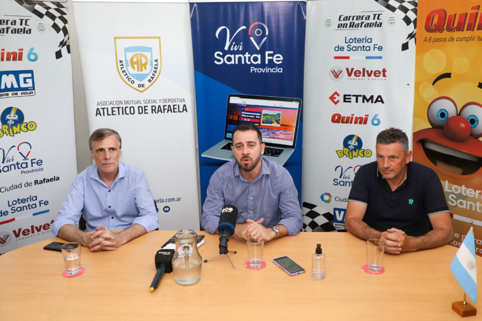 La Provincia acompañó la presentación de la tercera fecha de la Copa de Oro del Turismo Carretera