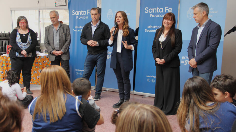 La provincia habilitó las obras de remodelación en cuatro Centros de Acción Familiar en Santa Fe y Rosario