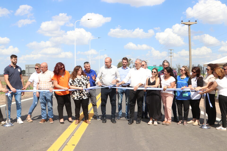 Perotti inauguró las obras de pavimentación de la Ruta Provincial Nº 63