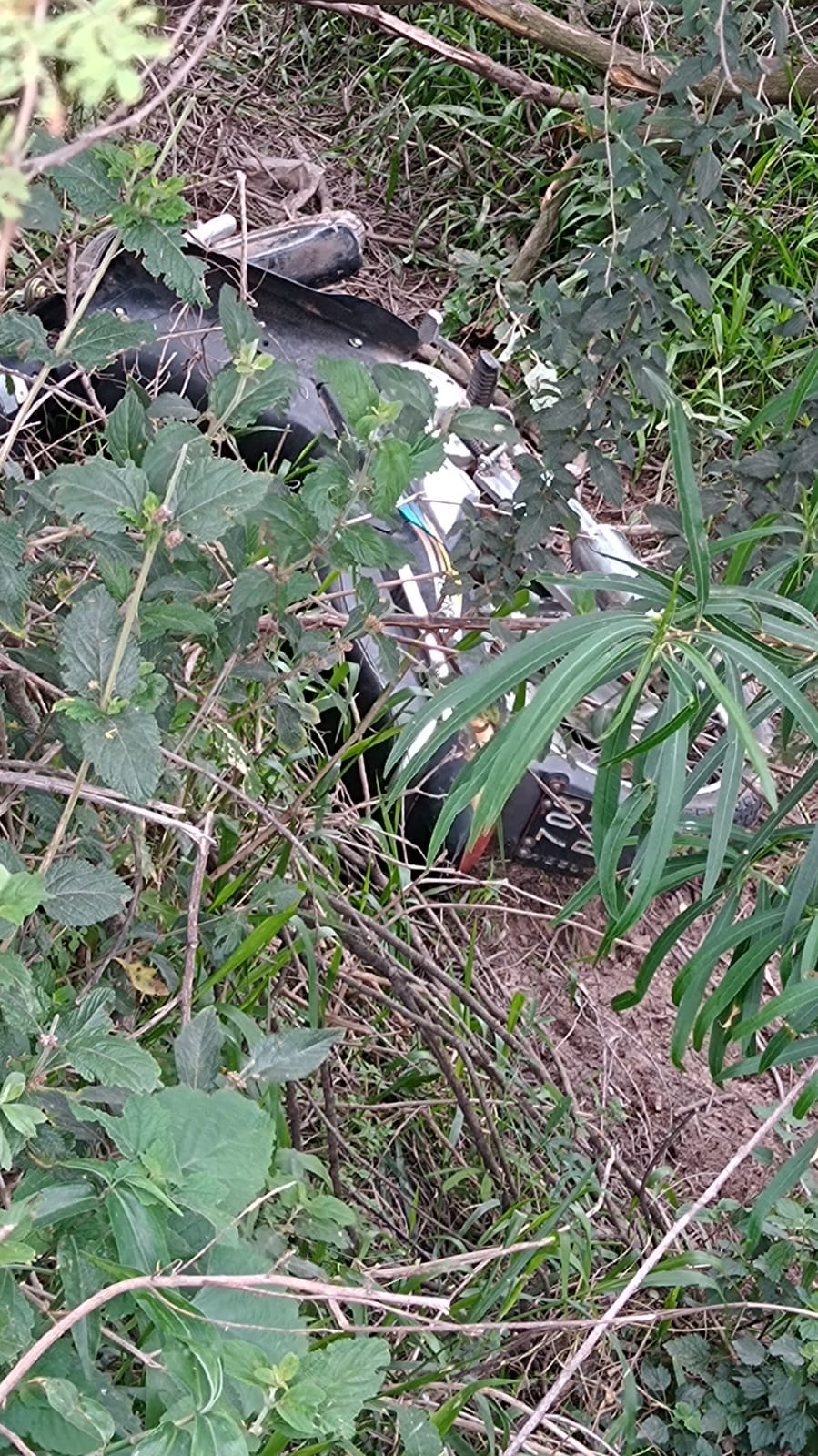 HELVECIA SE RECUPERÓ 01 MOTOCICLETA SUSTRAÍDA EN LA MADRUGADA