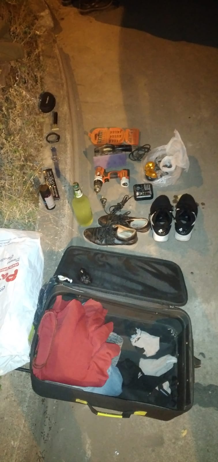 SECUESTRO DE VARIOS ELEMENTOS