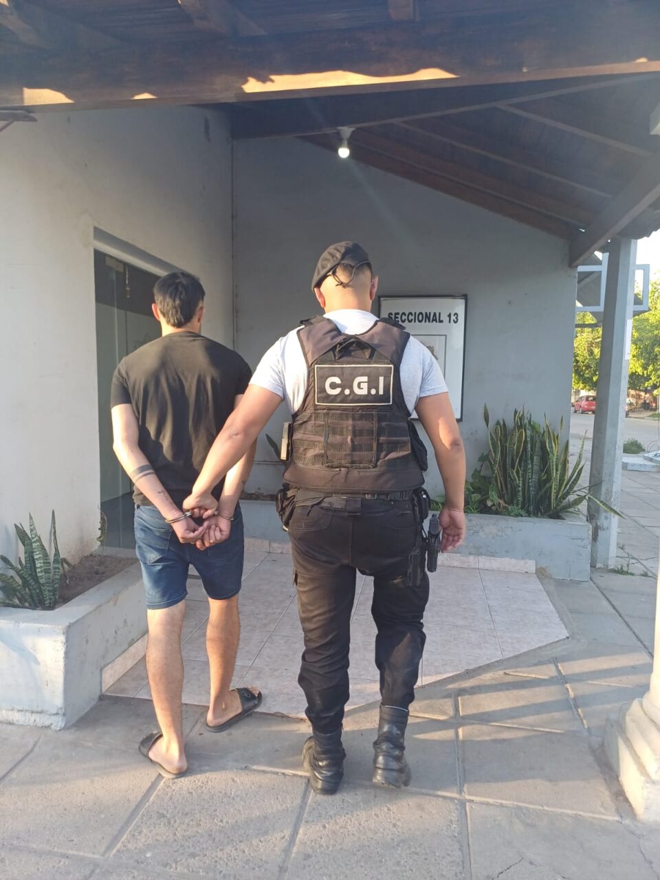 Rafaela  AMENAZA Y DETENCION