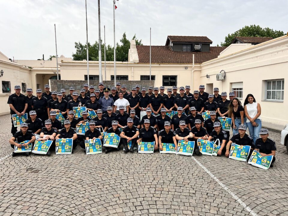 La Agencia Provincial de Seguridad Vial brindó una capacitación a cadetes del Isep