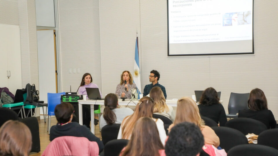 El Ministerio de Salud presentó la nueva guía de atención de alacranismo