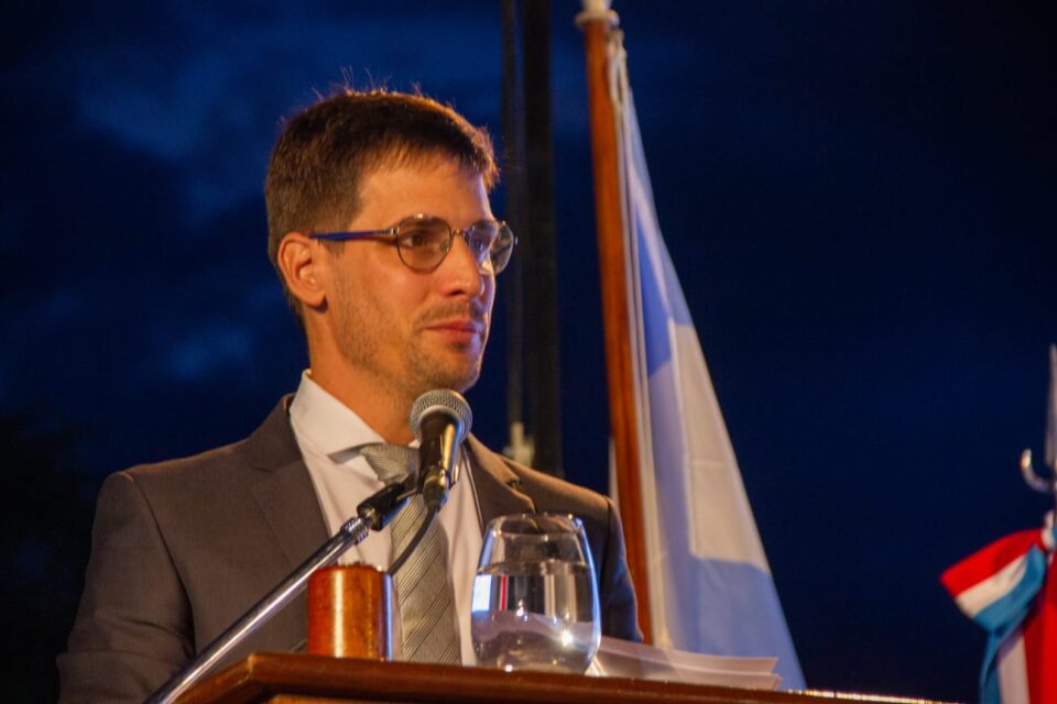 Austeridad: cumpliendo promesas de campaña, Viotti ya gobierna con 10 funcionarios menos