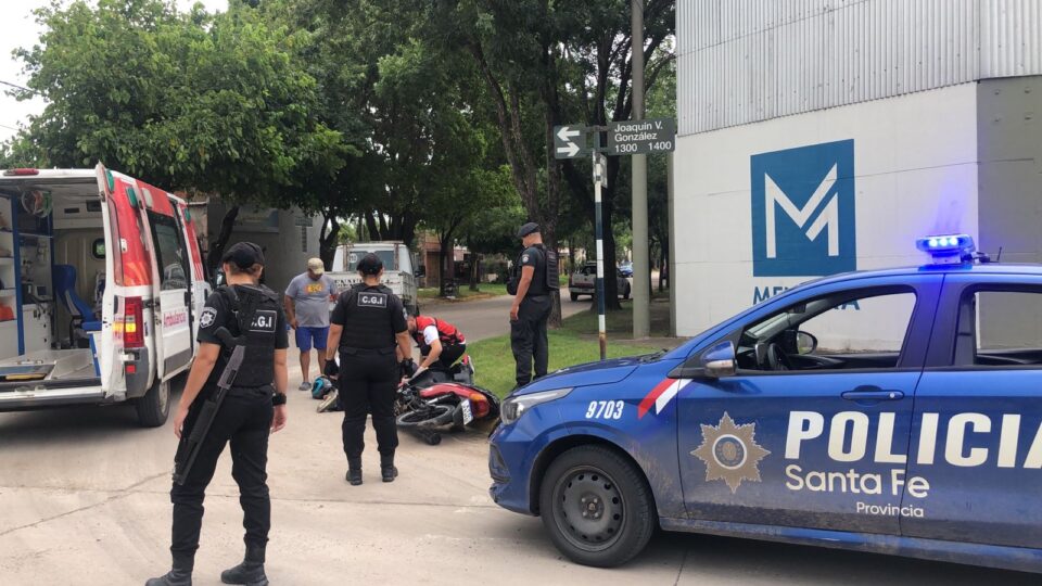 Motociclista debió ser asistido por el 107 tras accidente