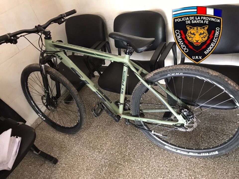 Rafaela  ROBO DE BICICLETA