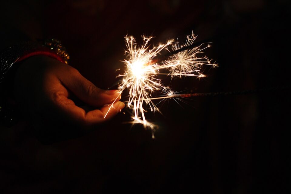 Que estas fiestas sean más luminosas e inclusivas