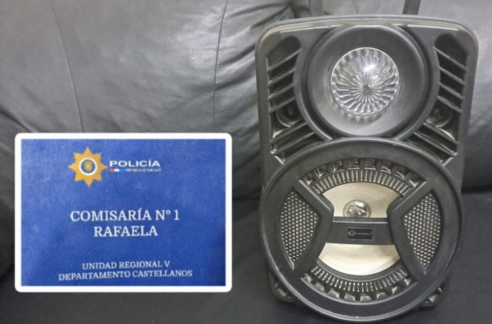 Rafaela  REQUISA POSITIVA DE UN PARLANTE