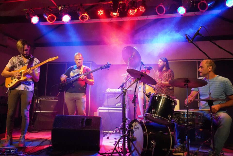 Verano Juntos: Comenzó un fin de semana a pura música en el Centro Recreativo Metropolitano