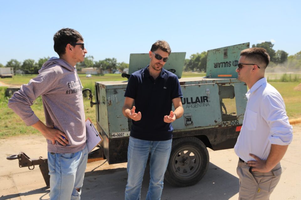Barrio La Cañada: Cumpliendo con el compromiso asumido, el municipio inició la obra de cloacas