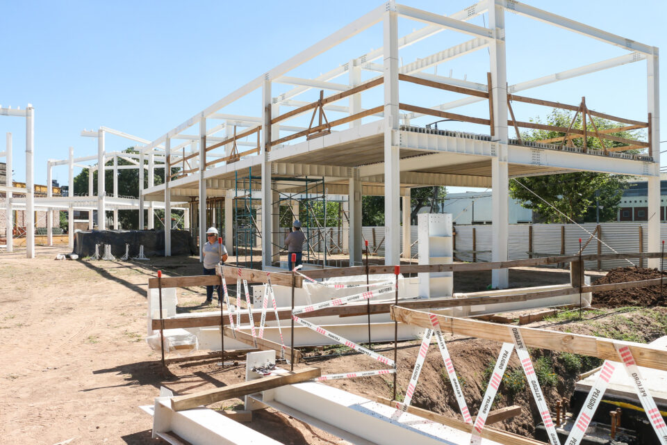 Provincia avanza en la construcción de dos nuevas escuelas en Rosario