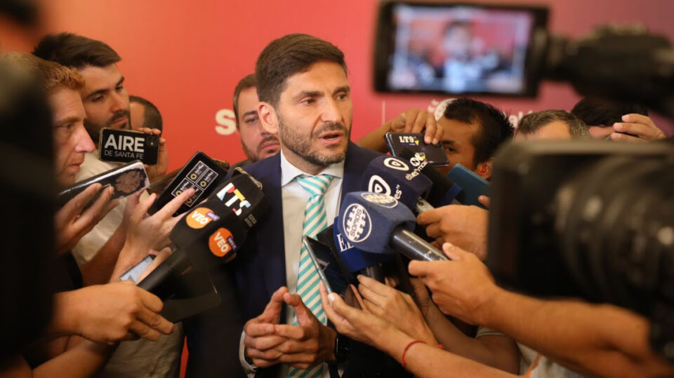 Pullaro anunció la convocatoria a paritaria de la administración central para el lunes