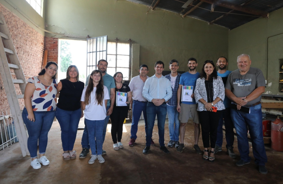 El Intendente entregó nuevos créditos de Rafaela Impulsa