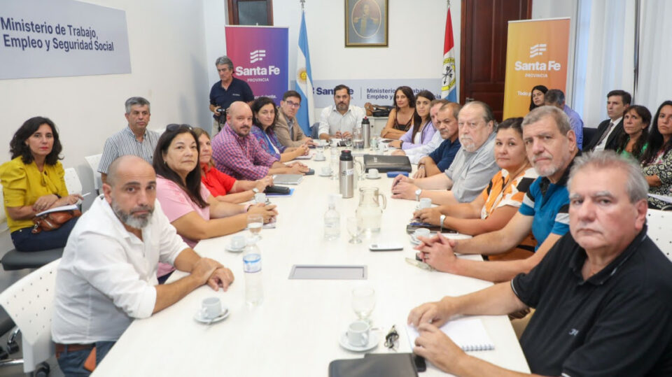 Paritaria: Provincia ofreció a los docentes completar un incremento del 52,9% de diciembre a marzo