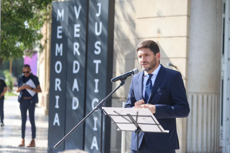 Pullaro: “Sólo la Democracia es capaz de preservar a un pueblo de semejante horror”