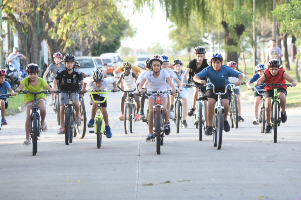 Llega “Ciclismo en los barrios”