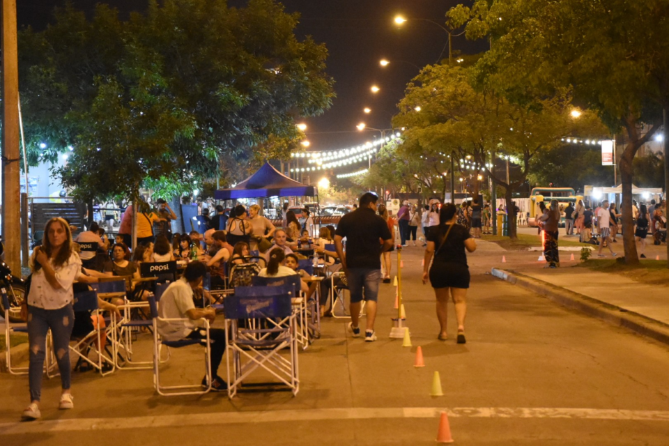 «La noche de Comercial Oeste» será este domingo 14