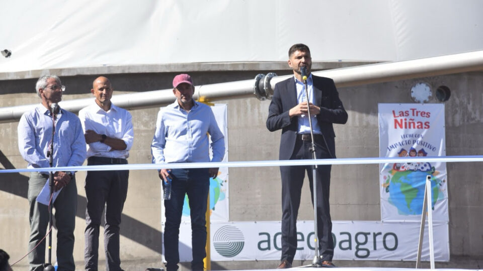 Pullaro: “Queremos mostrarle a todo el país el valor de nuestro sistema productivo con el uso de energías renovables”