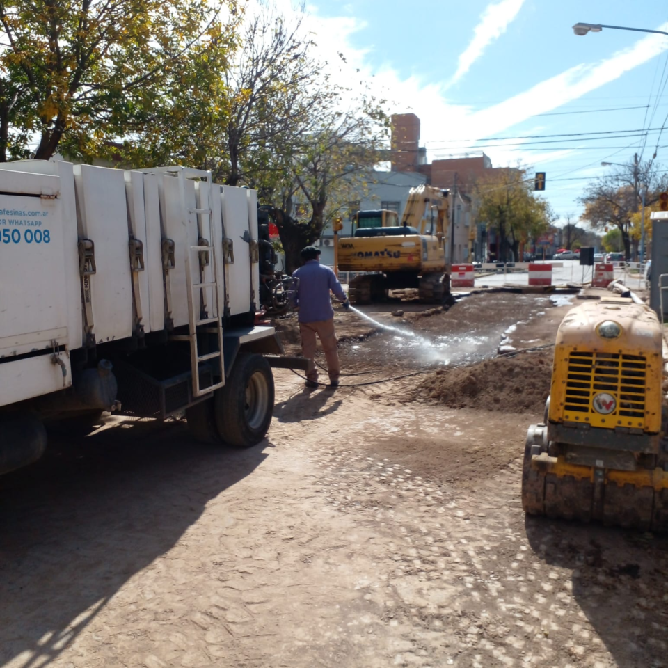 Avanza la obra de reparaciones en Suipacha y Rivadavia