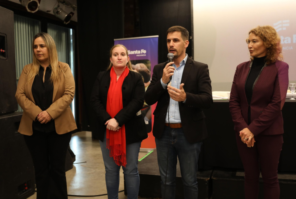 Leonardo Viotti encabezó un encuentro interinstitucional sobre derechos de niñez y adolescencia