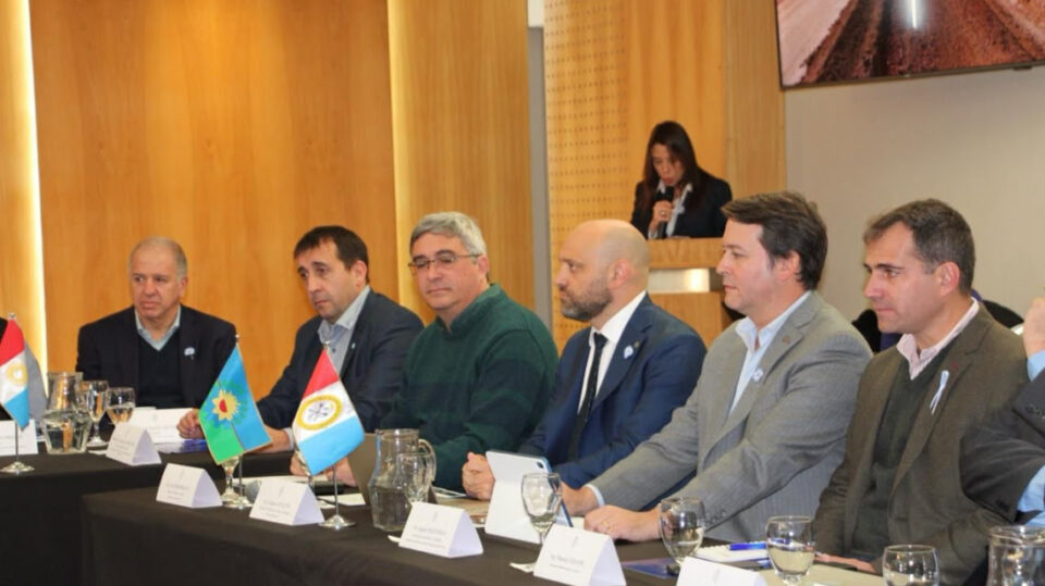 Santa Fe articula políticas para el agro dentro de la Región Pampeana