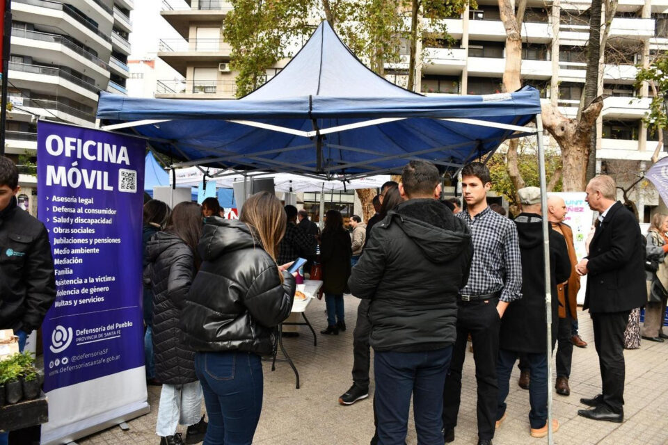 Con actividades en la plaza Pringles, la Defensoría del Pueblo conmemoró el Día Mundial Sin Tabaco