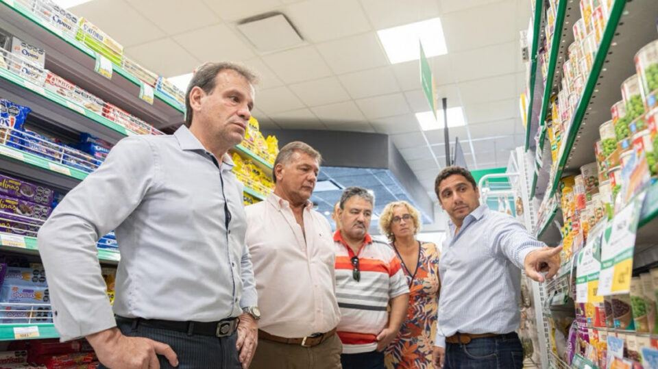 Acuerdo Santa Fe: continúa el programa que ofrece productos a precios de referencia en más de 500 comercios