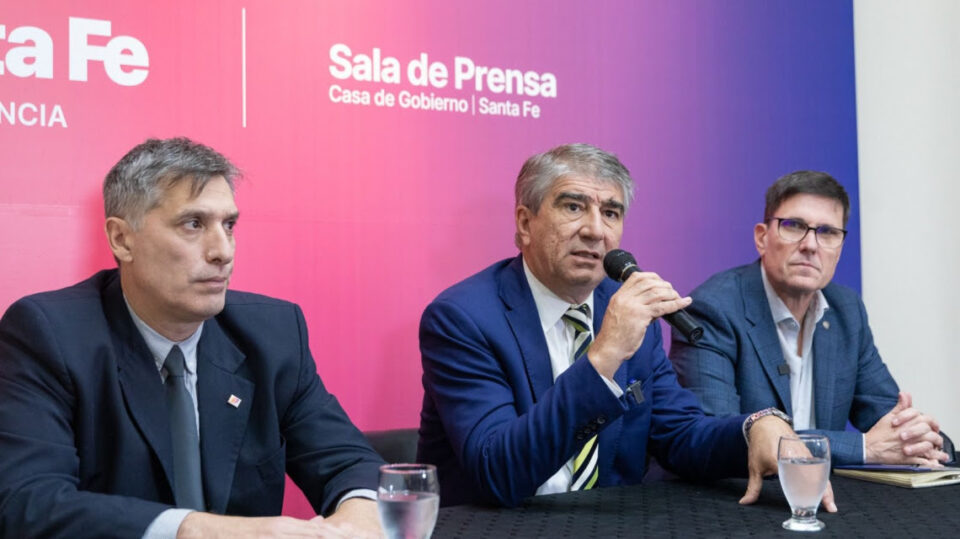 Bastia: “Con una paritaria abierta, es injusto que los gremios convoquen a un paro que afecta a todos los santafesinos”