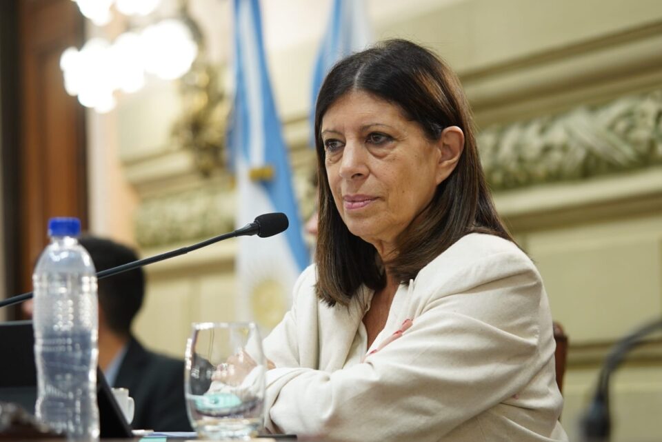 Clara García celebró la continuidad del Fondo de Electrificación Rural, “que seguirá generando arraigo y desarrollo en la provincia»