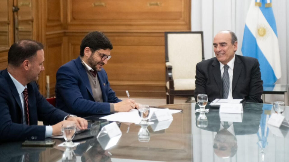 Enrico: “Las prioridades para nosotros son las reparaciones de rutas”