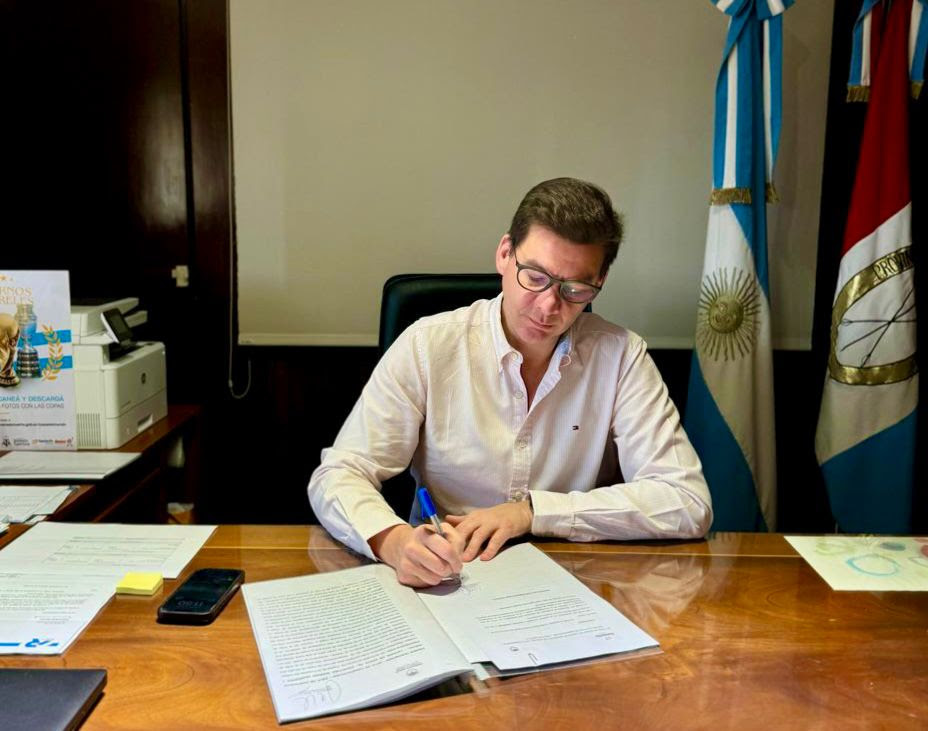 Juego online ilegal: Provincia amplió la denuncia y suman 385 los sitios demandados