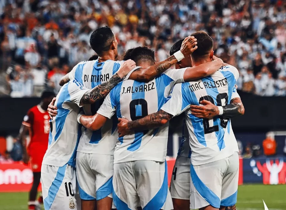 Con un golazo de Lautaro Martínez, Argentina venció a Colombia y es el bicampeón de la Copa América