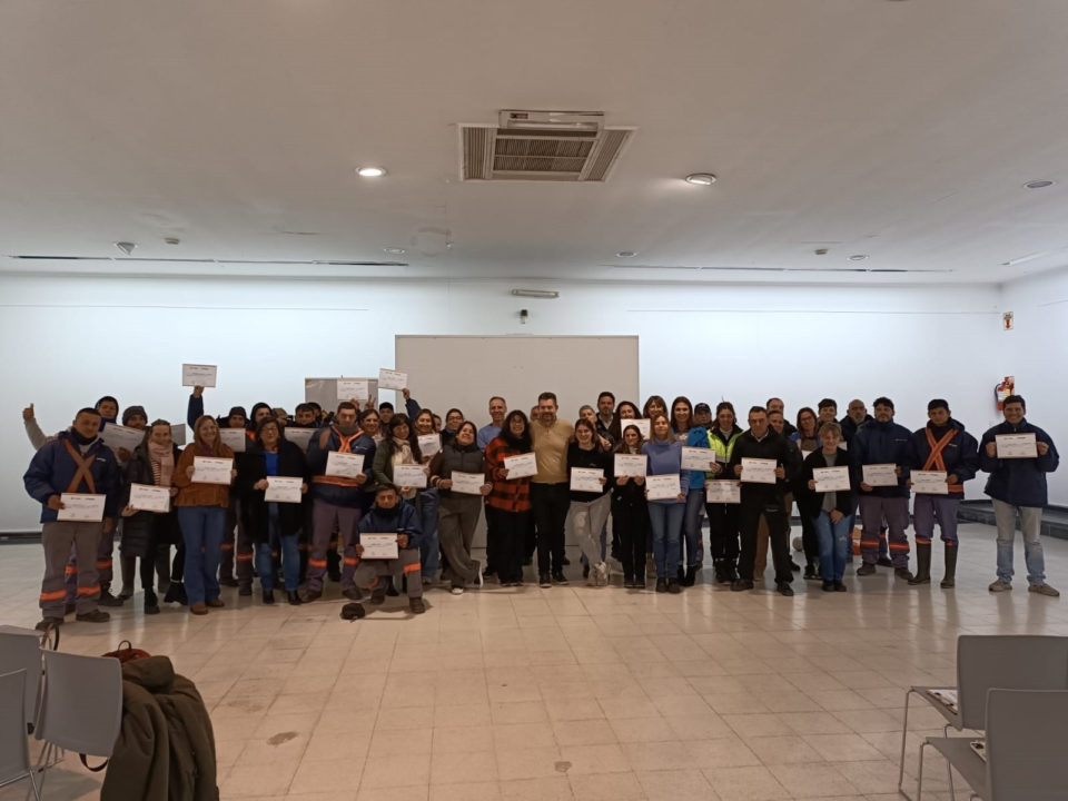 ICEDeL capacitó en RCP, Primeros Auxilios y manejo de DEA