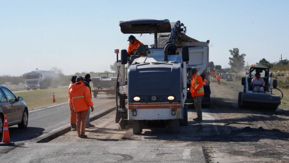 Autopista Rosario- Santa Fe: Provincia avanza con reparaciones en más de 90 kilómetros