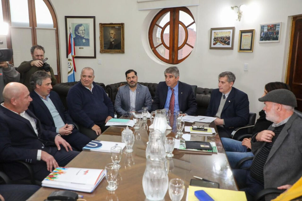 Paritaria Central: Provincia y gremios continuarán con las negociaciones