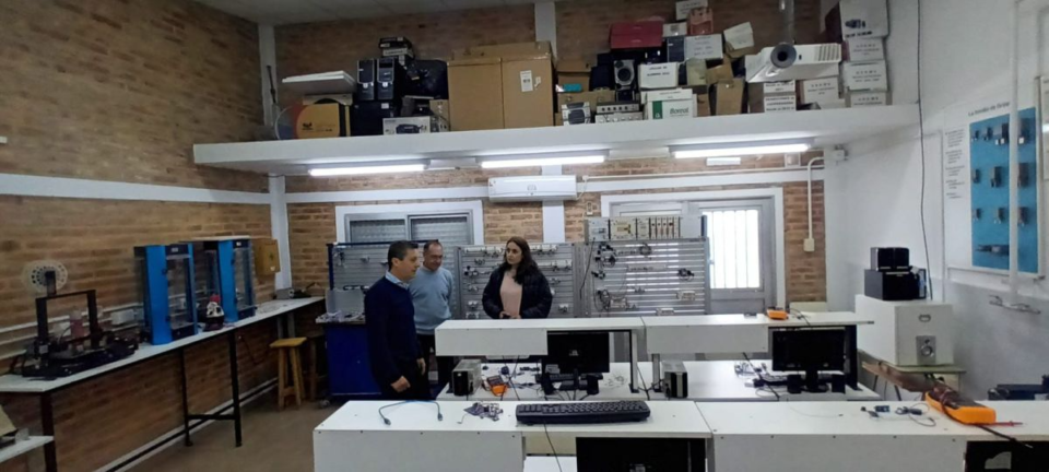 Educación y el Emprendedurismo: la Secretaria de Desarrollo Económico visitó el Centro de Formación Profesional N° 5