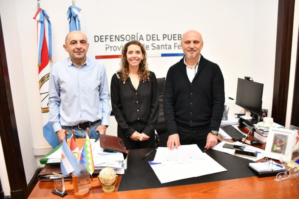 La Defensoría y la UNR trabajarán en conjunto en la difusión de la defensa de derechos