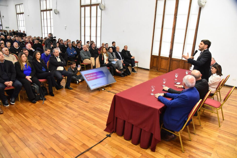 Pullaro: “Vamos potenciar nuestra industria y ponerla a disposición de las oportunidades que nos abre el mundo”