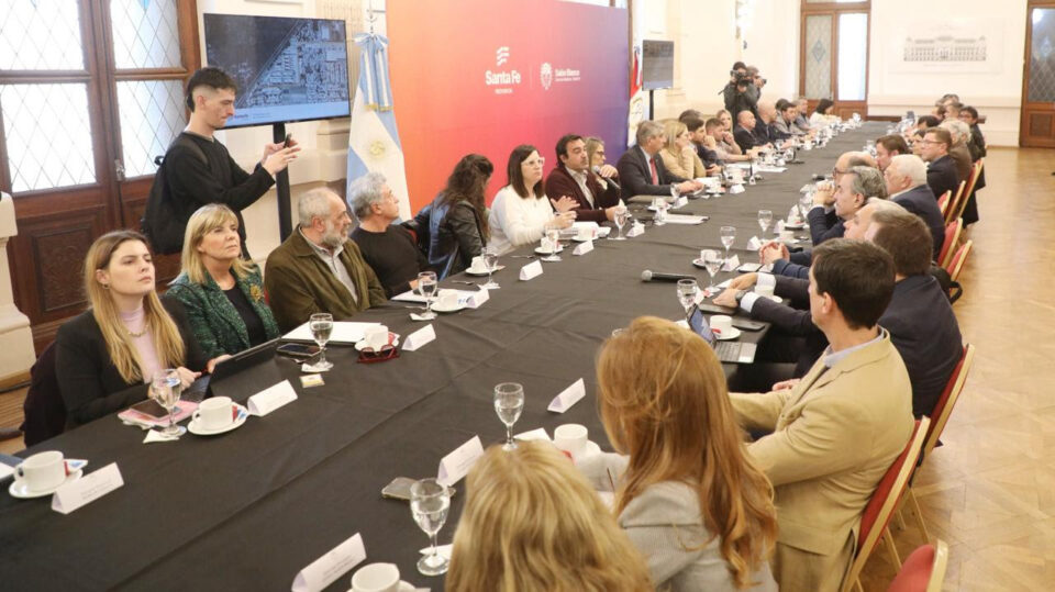 Provincia proyecta construir en 4 años la misma cantidad de plazas de reclusión que se construyeron en 40 años