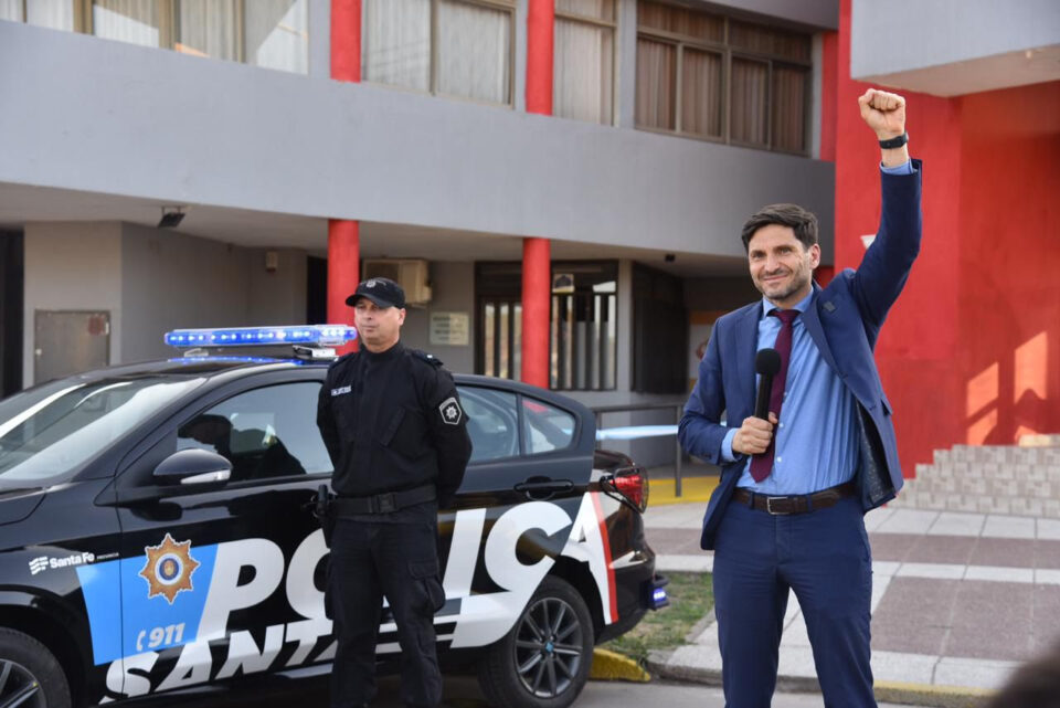 Pullaro: “Hay una gestión provincial eficiente que nos permite a seguir equipando a nuestra Policía”