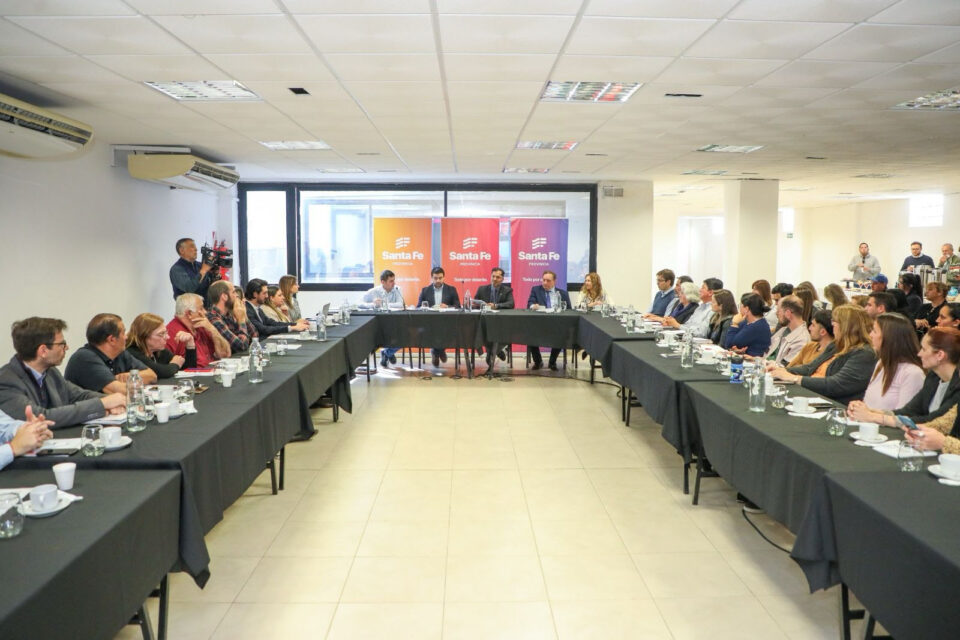 Provincia presentó el manual de Buenas Prácticas de la OIT para los Centros de Atención a la Niñez y la Familia