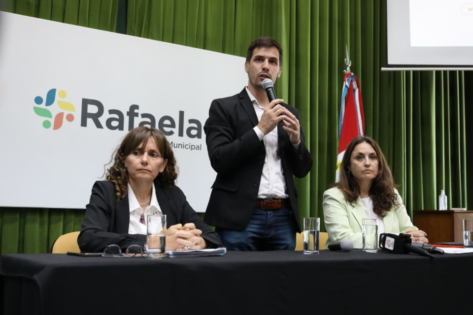 Viotti lanzó «Microcréditos Rafaela»: impulso y respaldo a emprendedores de la ciudad