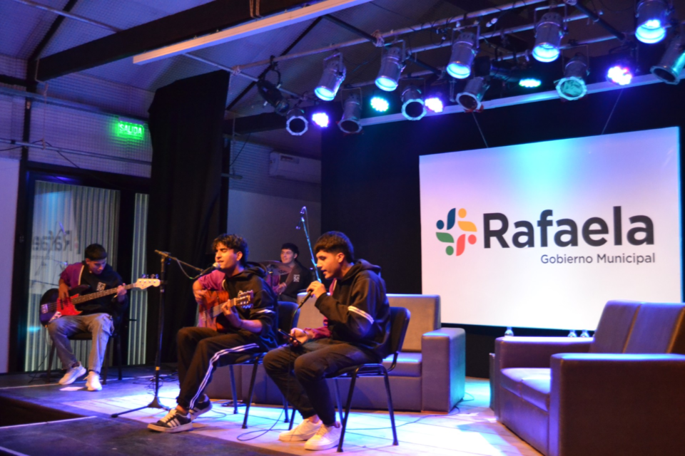Conversatorio de Juanjo Conti en el Metro