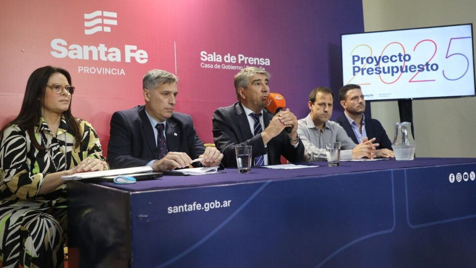 “El Presupuesto 2025 está fundado en el equilibrio fiscal, la eficiencia en el uso de los recursos y la inversión en obra pública”