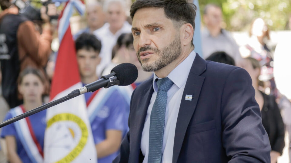 Pullaro: “La provincia invencible de Santa Fe será la capital del interior y el motor que empuje a la Argentina”