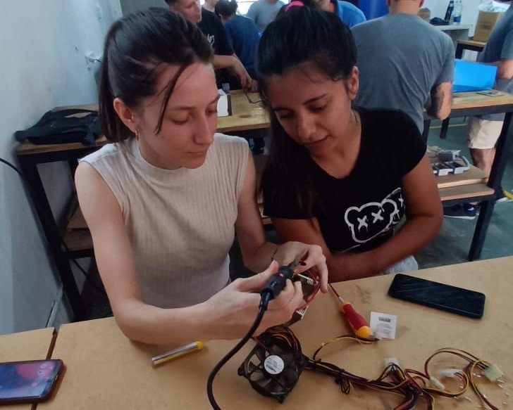 Jornada de recepción de equipos informáticos y móviles en deshuso