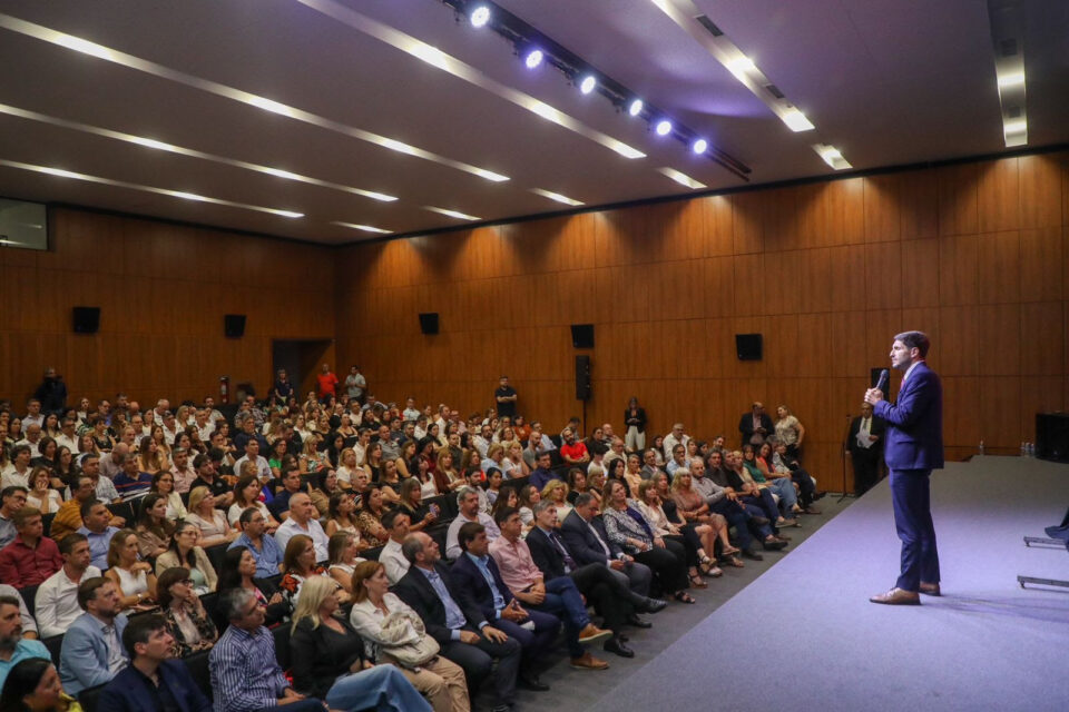 Pullaro: “La jerarquización del sistema de salud nos tiene que permitir brindar una mejor atención a toda la población”