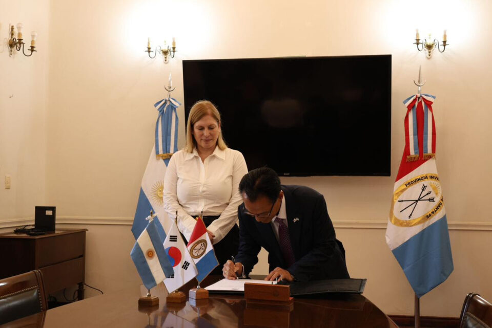 Scaglia recibió al embajador de Corea del Sur
